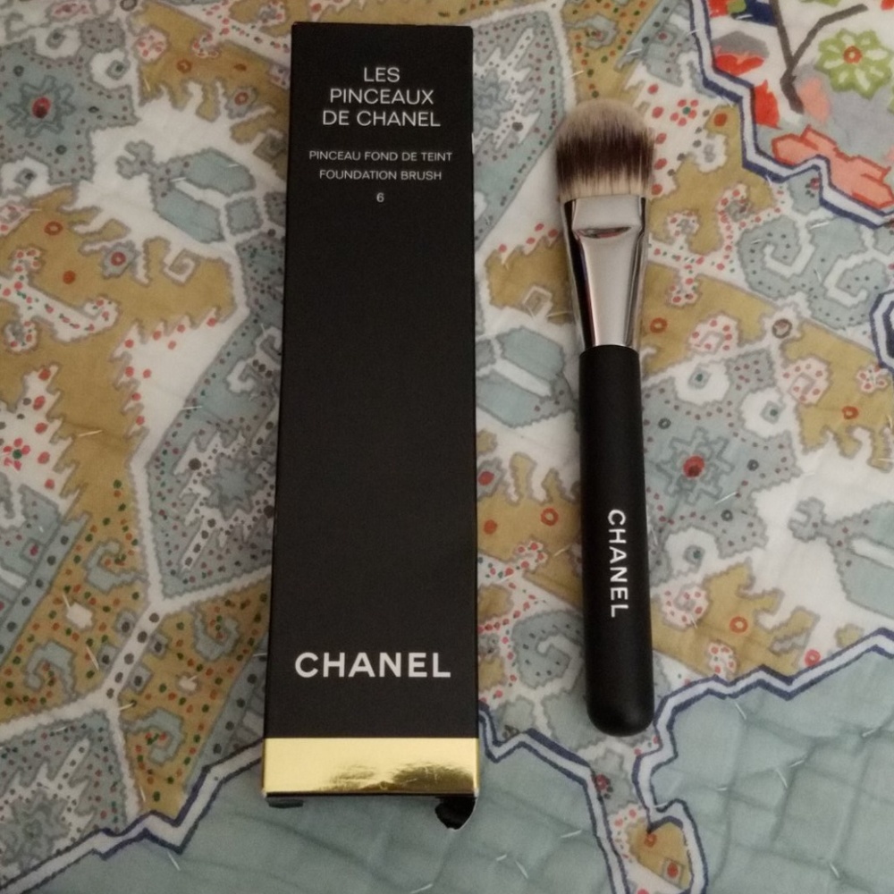 Chanel Foundation Brush